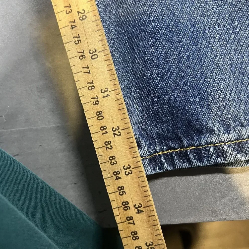 Levi's 505 Blue Jeans 38x34 Fit 38x33 Faded Denim Regular‎ Straight Fit Medium